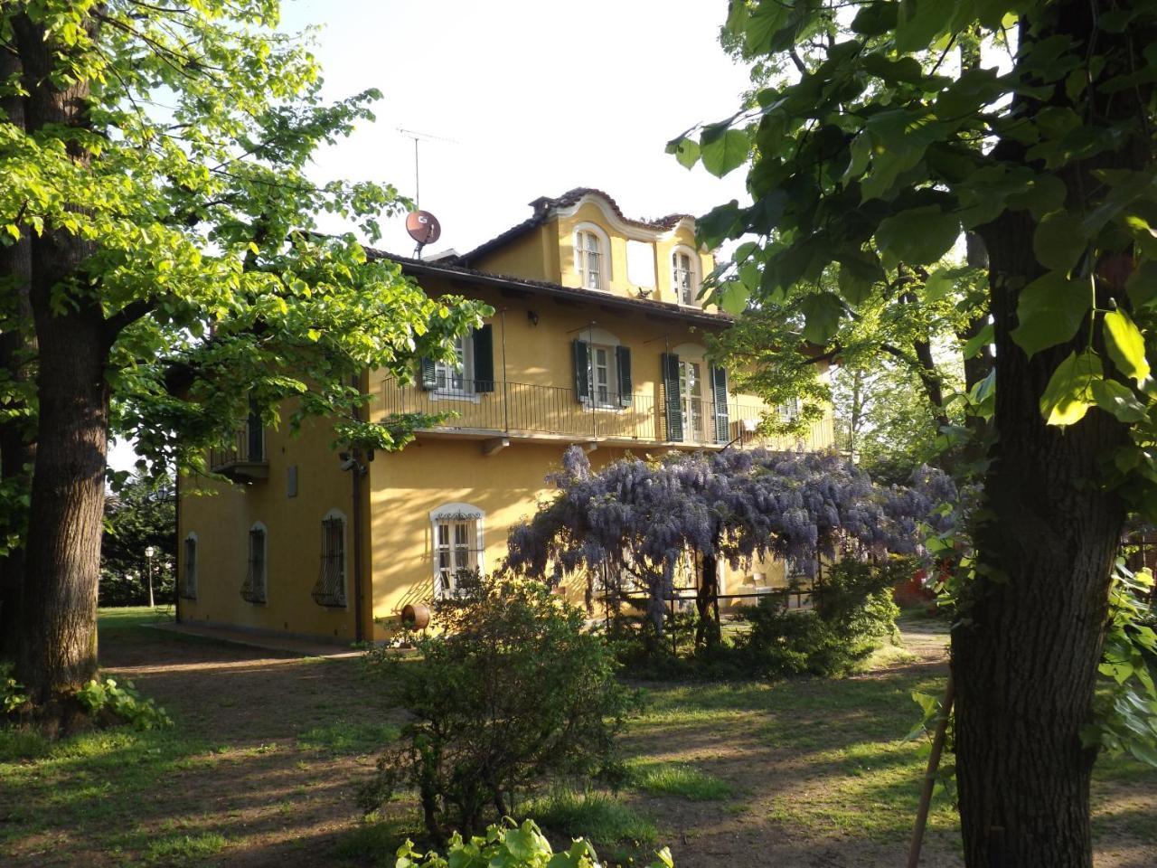 Piossasco Villa Mirano Bed & Breakfast מראה חיצוני תמונה